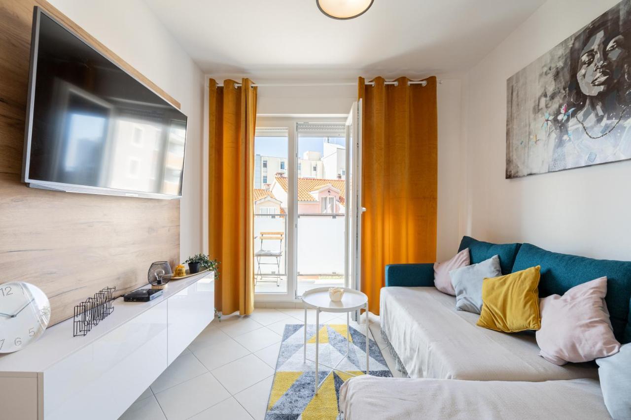 Cosy Apartment Terrano -Free Private Parking スプリト エクステリア 写真